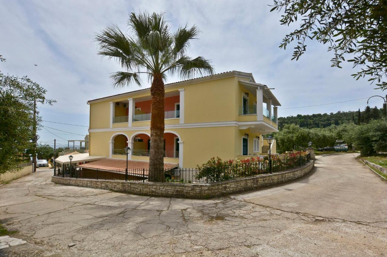 Dimitris Residence 1 カラミ エクステリア 写真