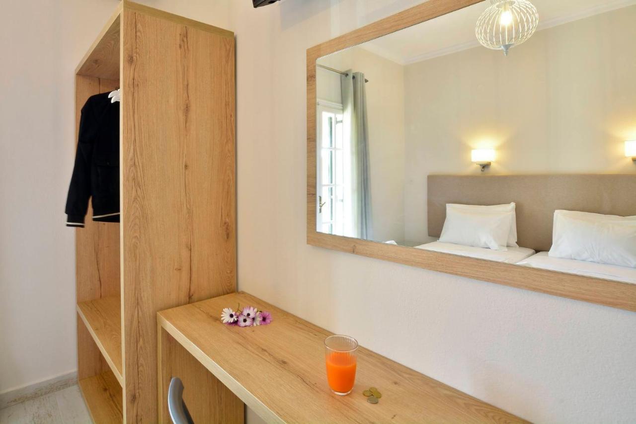 Dimitris Residence 1 カラミ エクステリア 写真